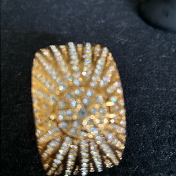 Victoria Weik Gold tone cuff watch with Crystal pave accents - Picture 4 of 6